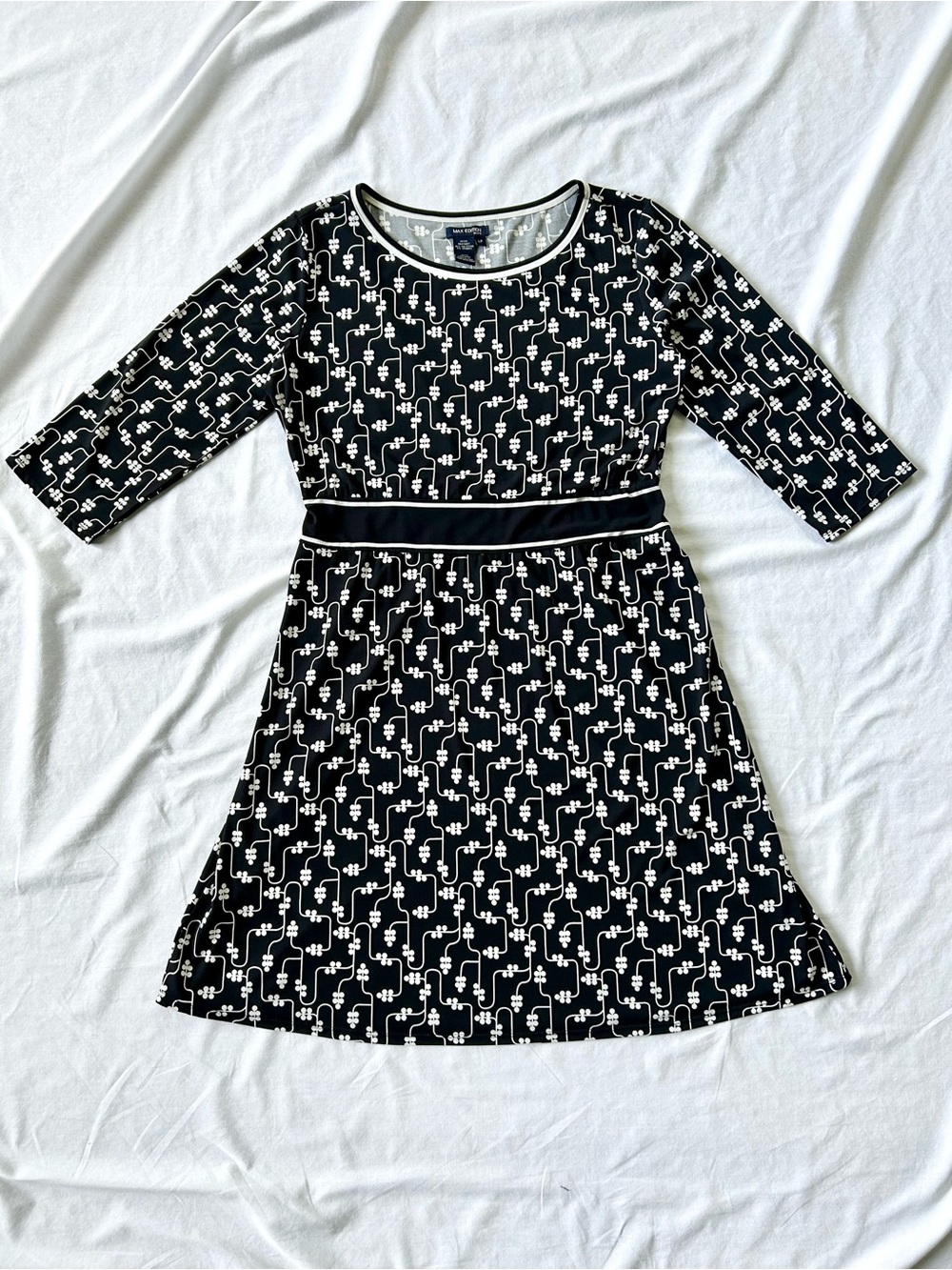 Vintage Max Edition Scandi Nordic Print Elbow Sleeve Stretch Dress